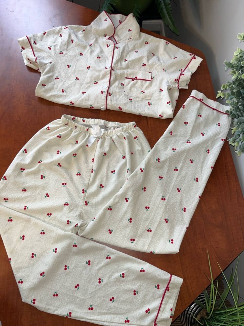 🍒 Cherry Print Pajama Set Red Piping Short Sleeve Button Top Drawstring Pants - Picture 3 of 11